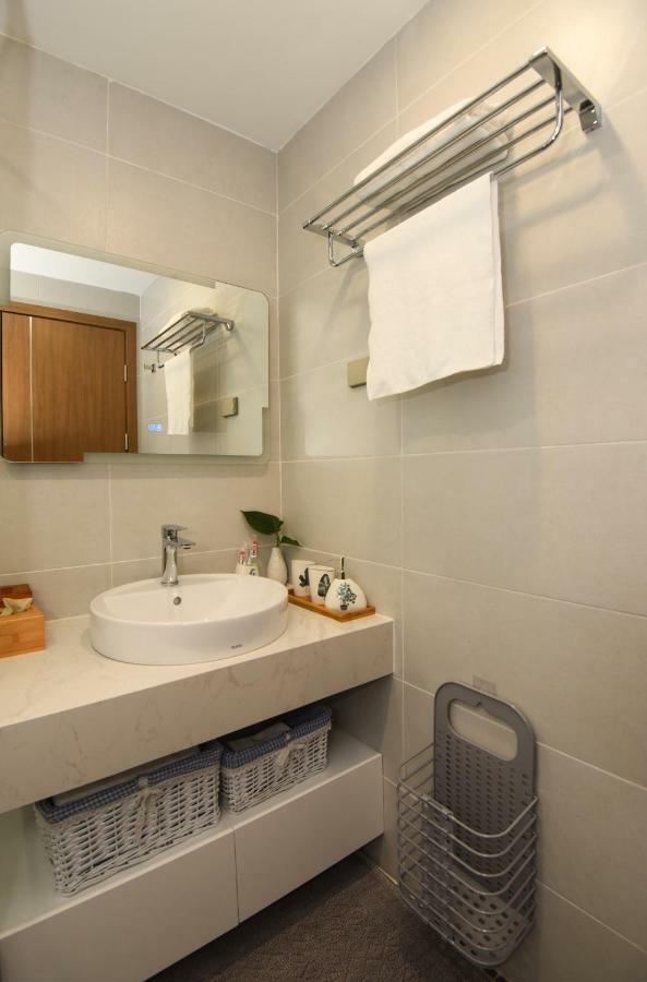 A Cosy Apartment In Vinhomes Green Bay Ha Noi Ханой Экстерьер фото